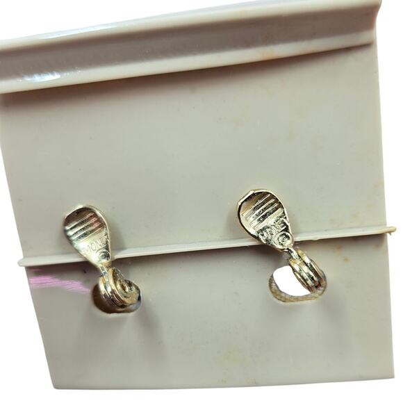 Vintage NWT Monet White/Gold Statement Clip On Earrings [J22] - Picture 3 of 4